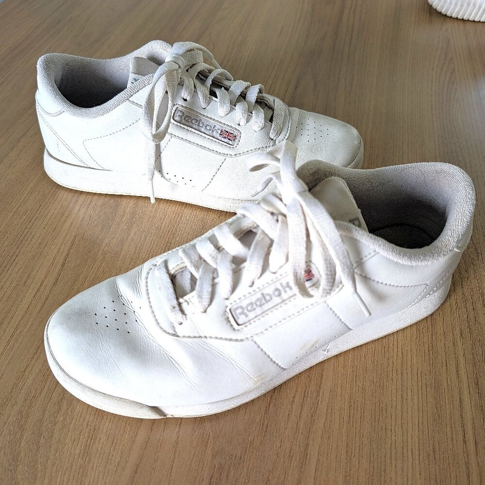 EUC Reebok White Princess Sneakers size 7.5